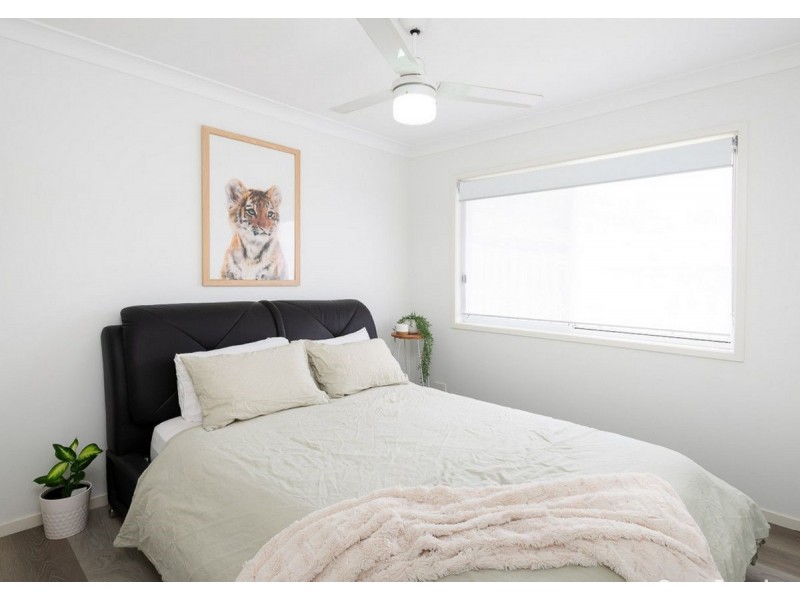 1/66 Hawkesbury Avenue, Pacific Pines QLD 4211