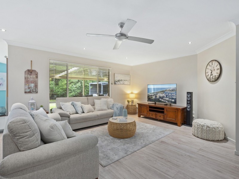 32 Penrhyn Street, Pacific Pines QLD 4211