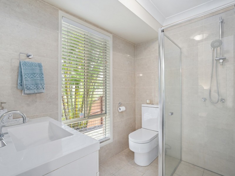 32 Penrhyn Street, Pacific Pines QLD 4211