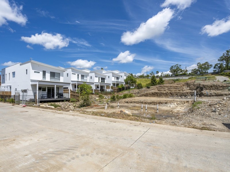 6 Stonewood Circuit, Oxenford QLD 4210