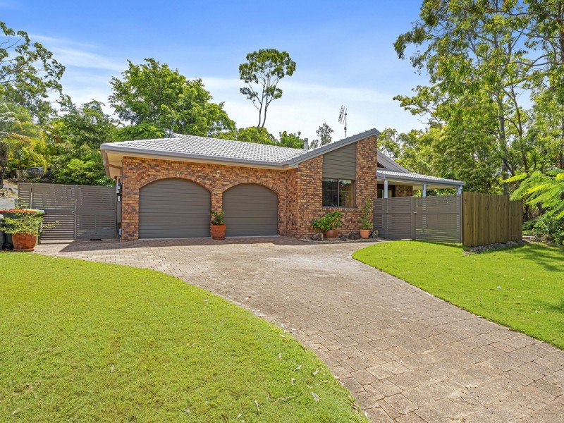 1 Dromana Crescent, Helensvale QLD 4212