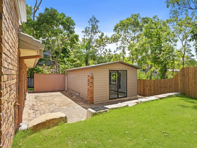 1 Dromana Crescent, Helensvale QLD 4212