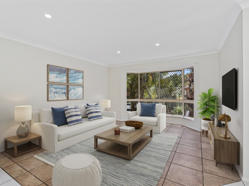 11 Mona Court, Oxenford QLD 4210