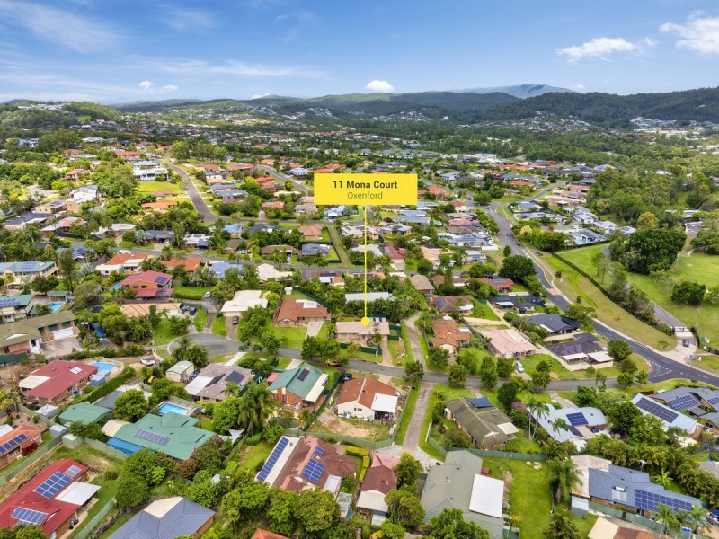 11 Mona Court, Oxenford QLD 4210