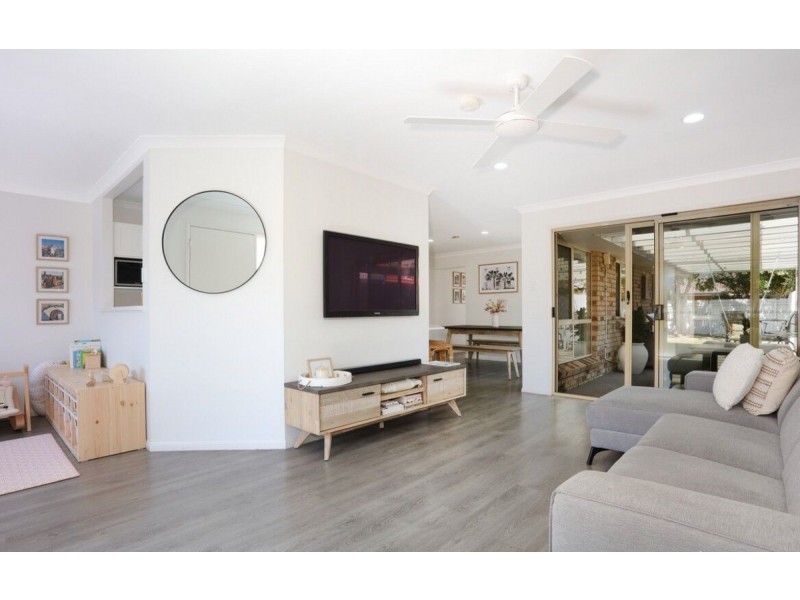 13 Bernini Drive, Coombabah QLD 4216