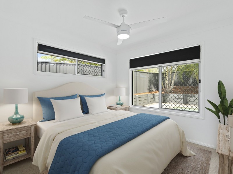 20 Carmarthen Circuit, Pacific Pines QLD 4211