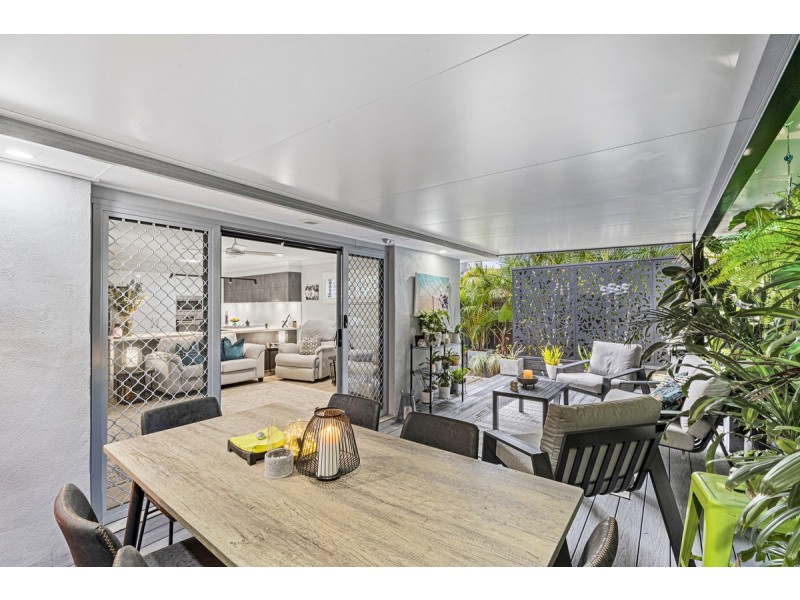 2/33 Bellinger Key, Pacific Pines QLD 4211