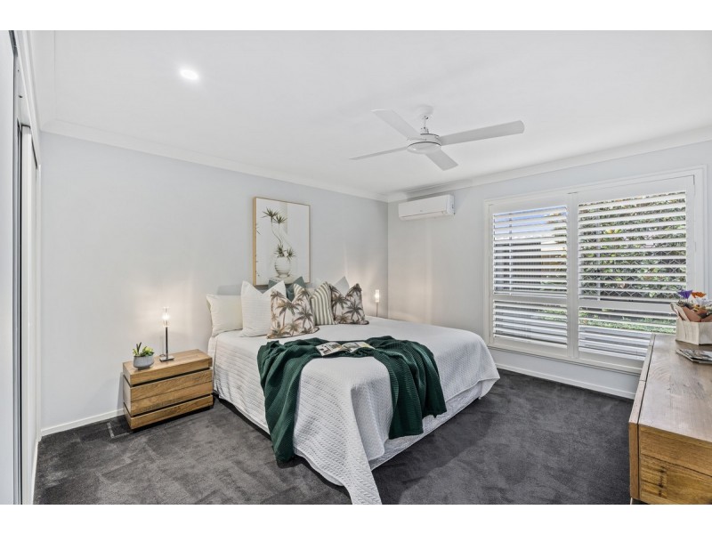 2/33 Bellinger Key, Pacific Pines QLD 4211