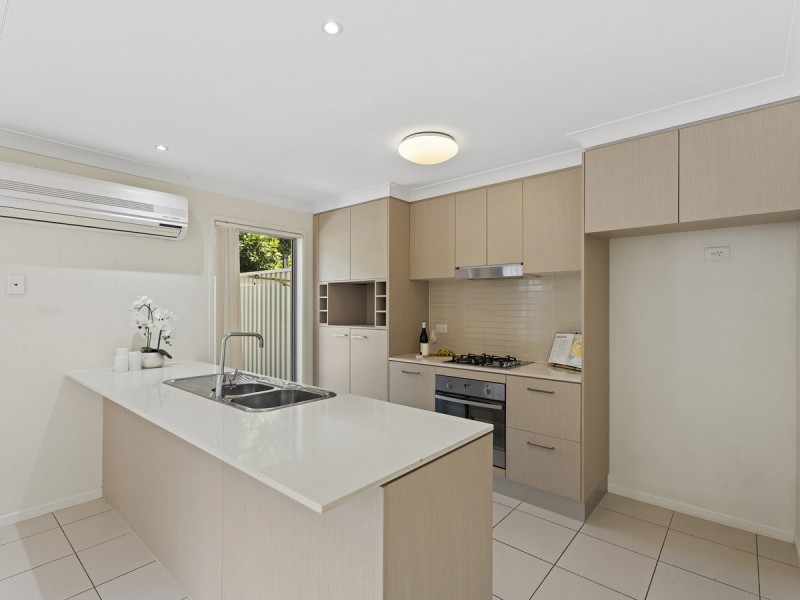 9/1 Belongil Street, Pacific Pines QLD 4211