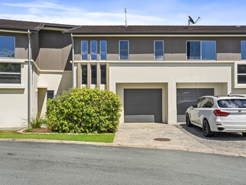 9/1 Belongil Street, Pacific Pines QLD 4211