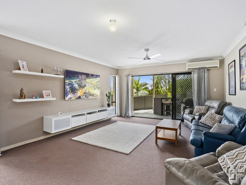 30 Taske Rise, Pacific Pines QLD 4211