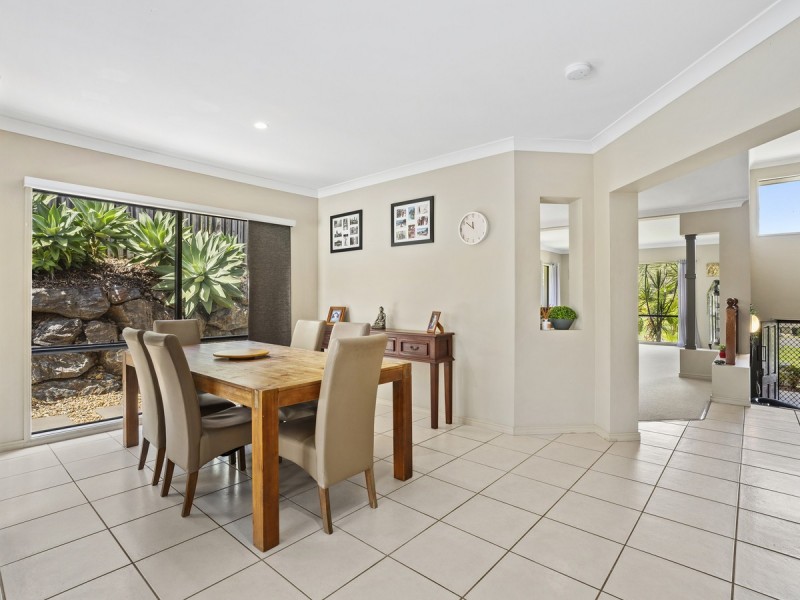 30 Taske Rise, Pacific Pines QLD 4211