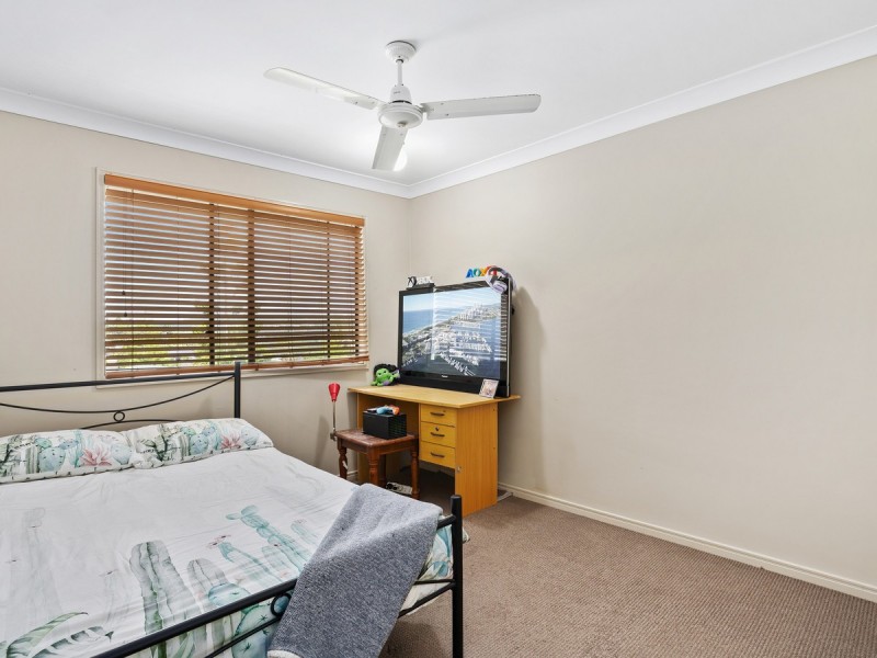 30 Taske Rise, Pacific Pines QLD 4211