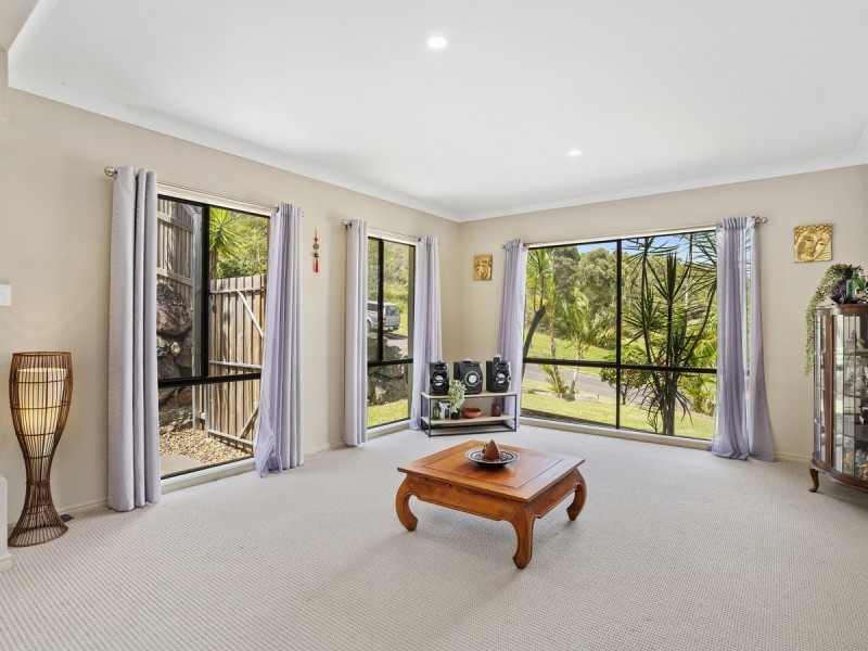 30 Taske Rise, Pacific Pines QLD 4211