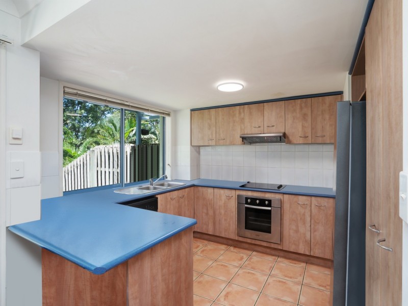 30/2 Studio Drive, Pacific Pines QLD 4211