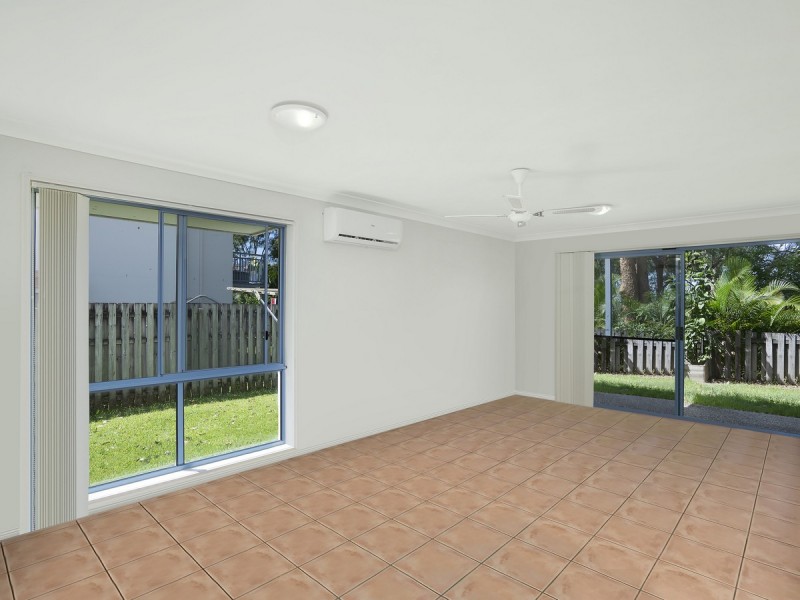 30/2 Studio Drive, Pacific Pines QLD 4211
