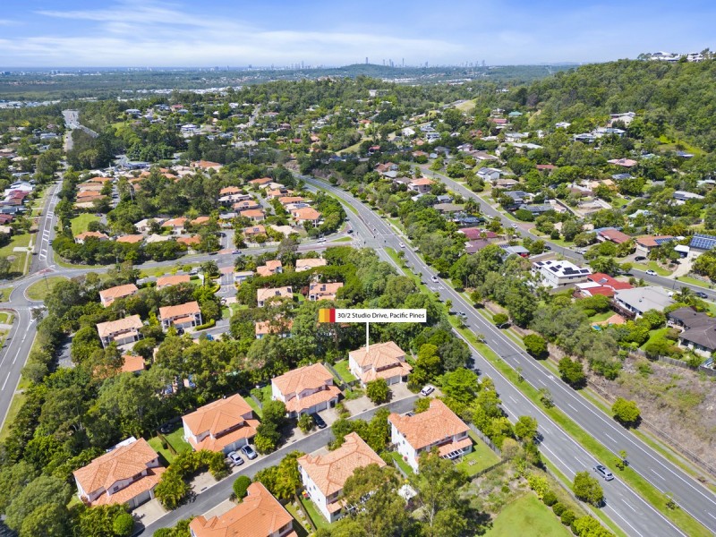 30/2 Studio Drive, Pacific Pines QLD 4211