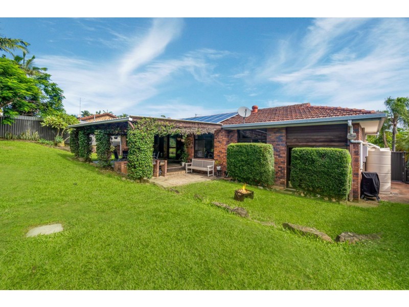 3 Nugent Court, Helensvale QLD 4212