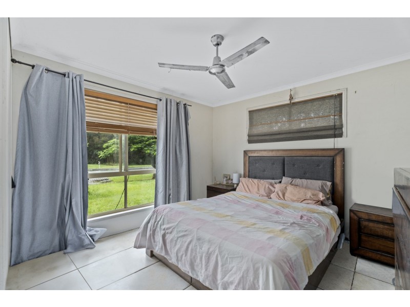 105 Universal Street, Oxenford QLD 4210