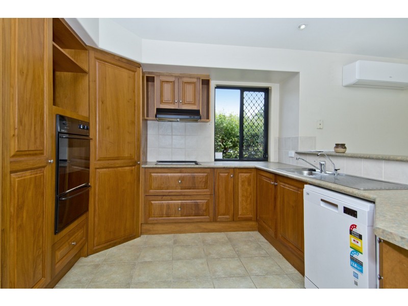 38 Lismore Drive, Helensvale QLD 4212