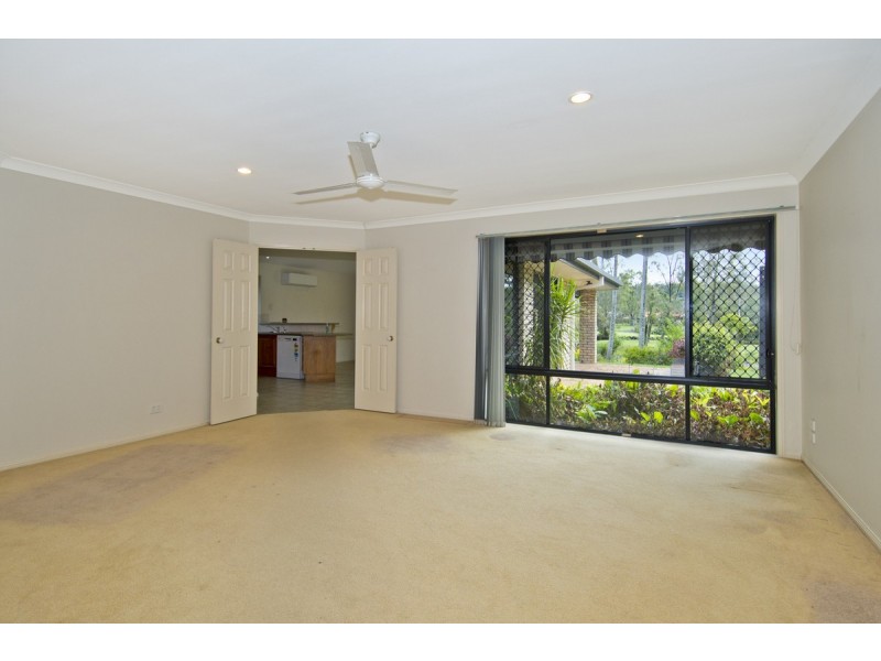 38 Lismore Drive, Helensvale QLD 4212