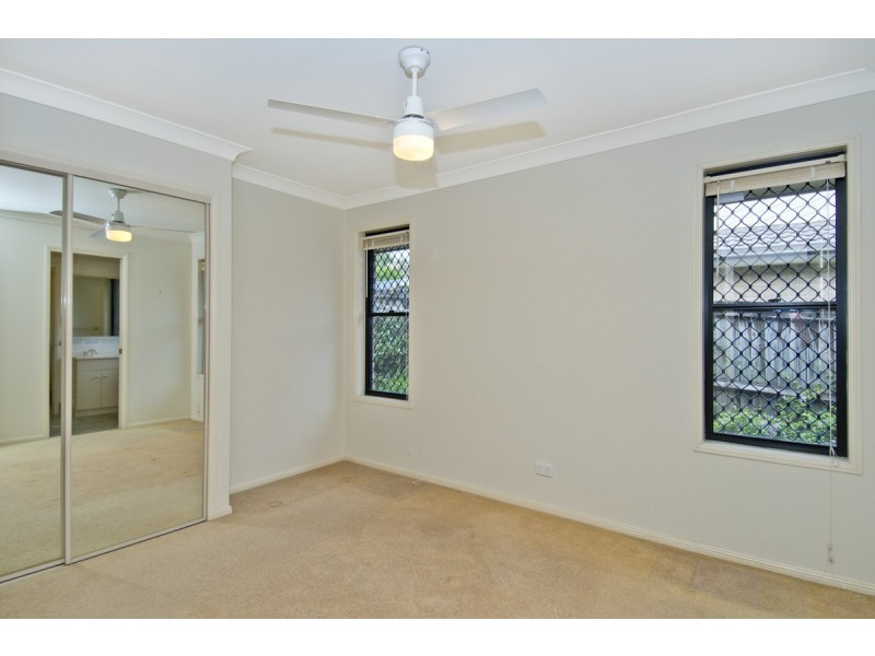 38 Lismore Drive, Helensvale QLD 4212