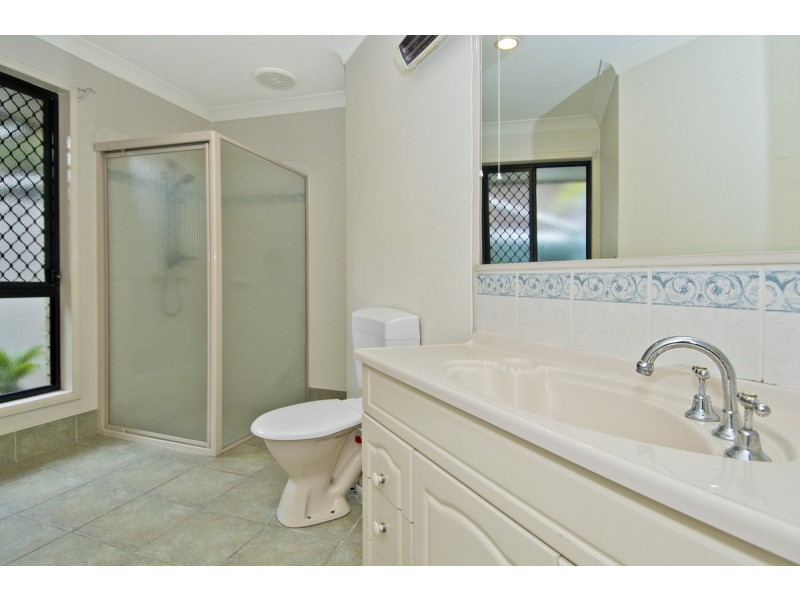 38 Lismore Drive, Helensvale QLD 4212