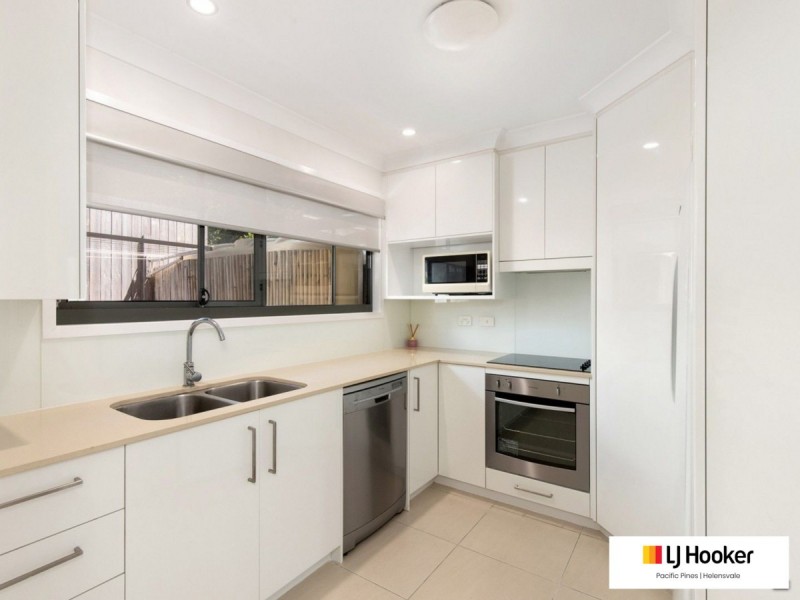 22/22 Careel Close, Helensvale QLD 4212