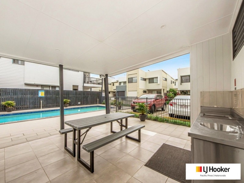 22/22 Careel Close, Helensvale QLD 4212