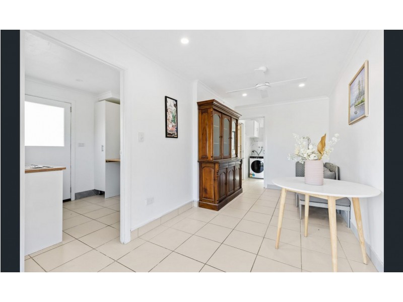 18 Robe Court, Helensvale QLD 4212