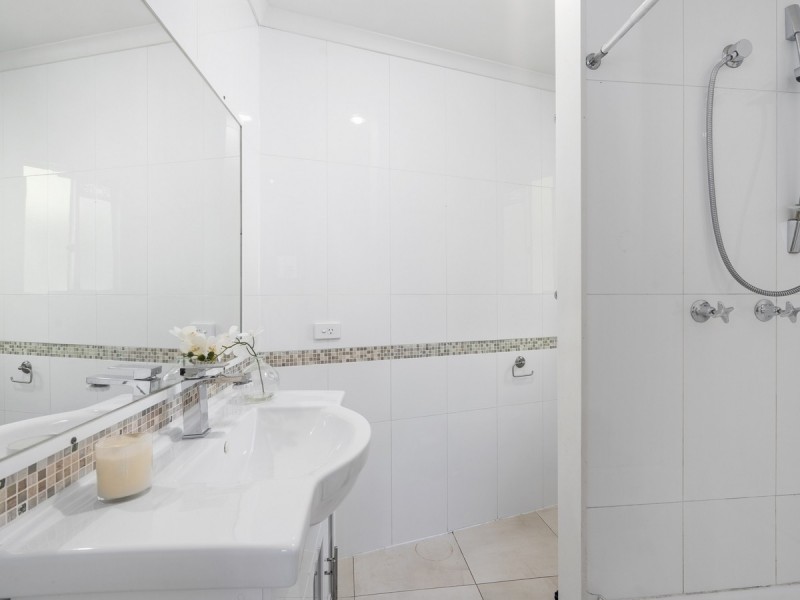 74-78 Akoonah Drive, Beechmont QLD 4211