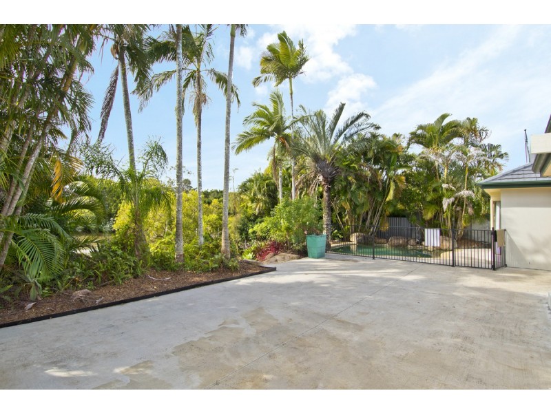 12 Saltwater Terrace, Helensvale QLD 4212