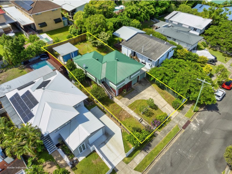 12 Mabel Avenue, Southport QLD 4215