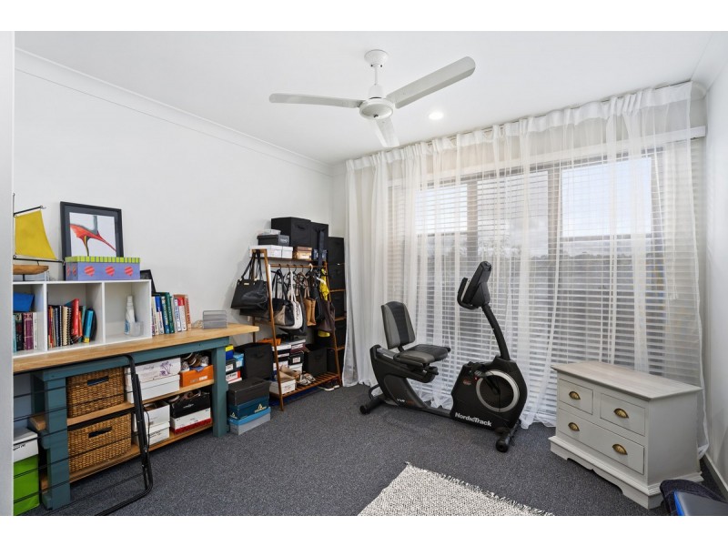 34/18 Archipelago Street, Pacific Pines QLD 4211