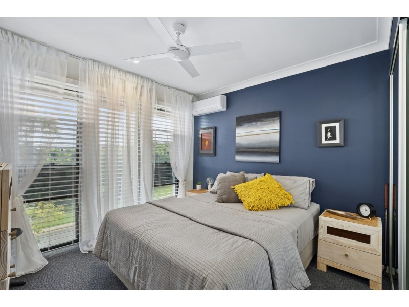 34/18 Archipelago Street, Pacific Pines QLD 4211