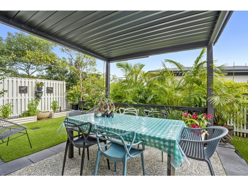 34/18 Archipelago Street, Pacific Pines QLD 4211