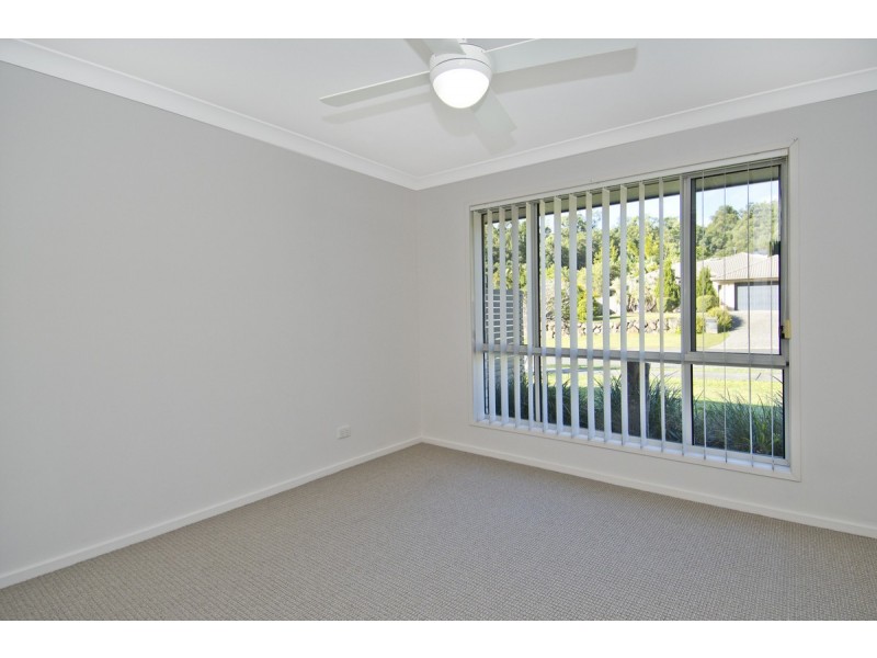 22 Victoria Drive, Pacific Pines QLD 4211