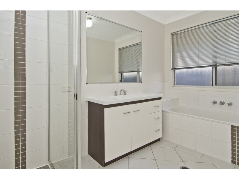 22 Victoria Drive, Pacific Pines QLD 4211