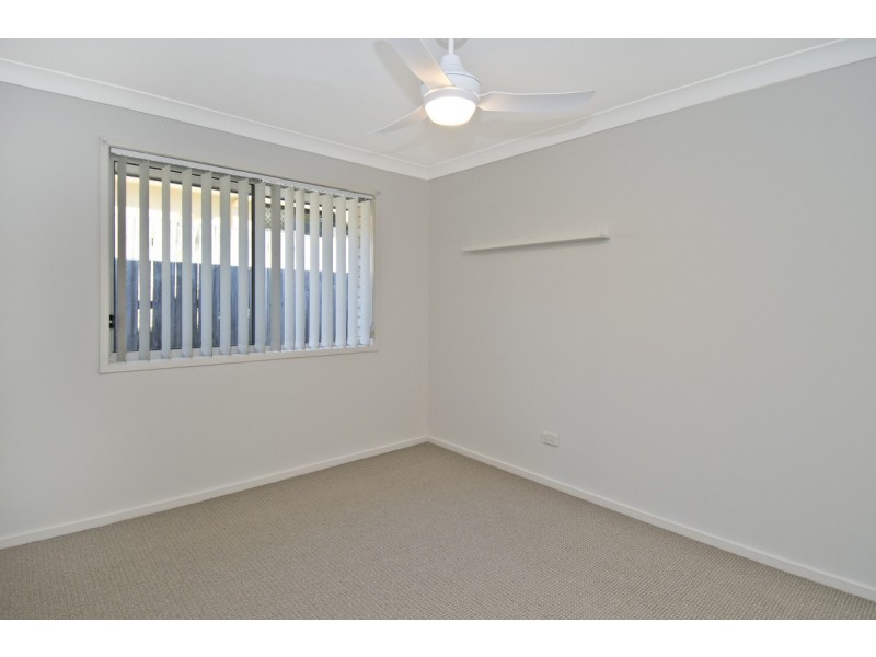 22 Victoria Drive, Pacific Pines QLD 4211