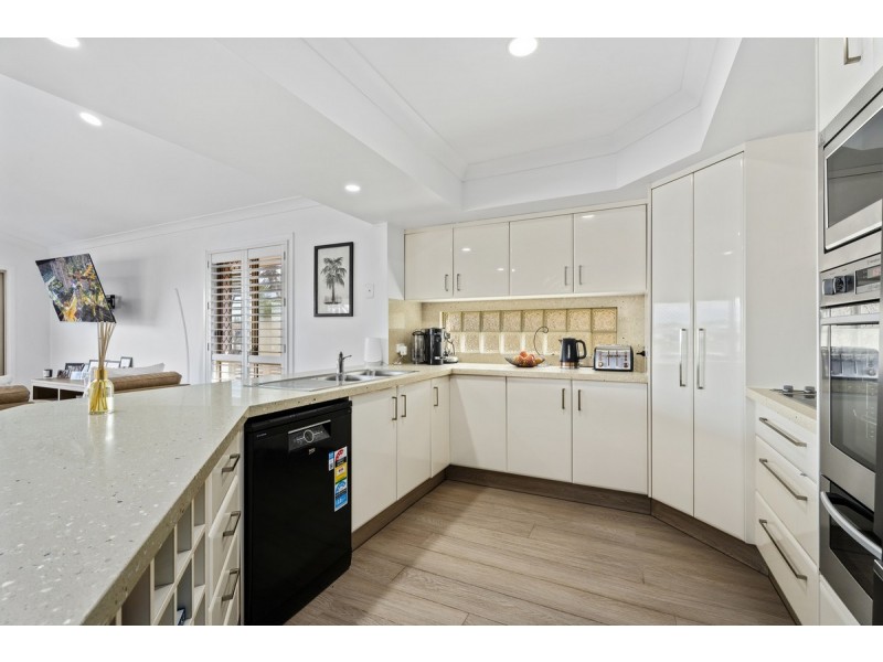 9 Glenwater Crescent, Helensvale QLD 4212