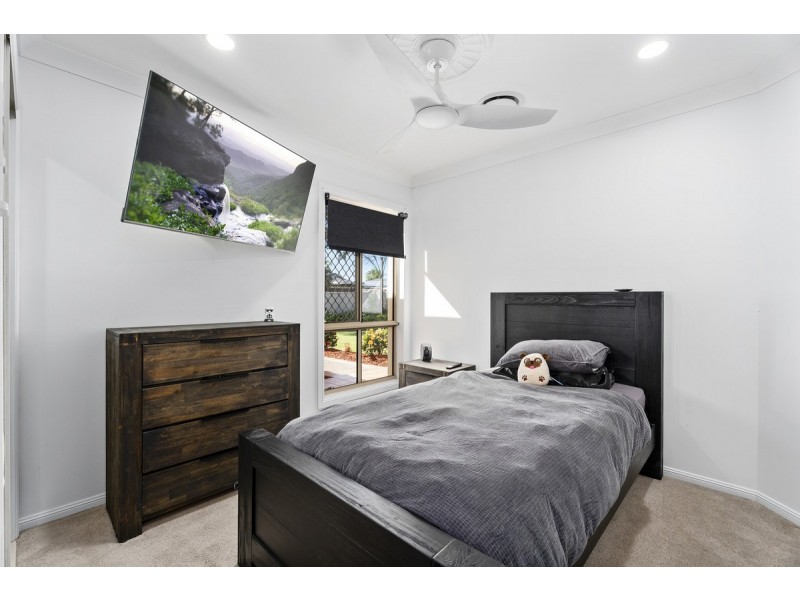 9 Glenwater Crescent, Helensvale QLD 4212