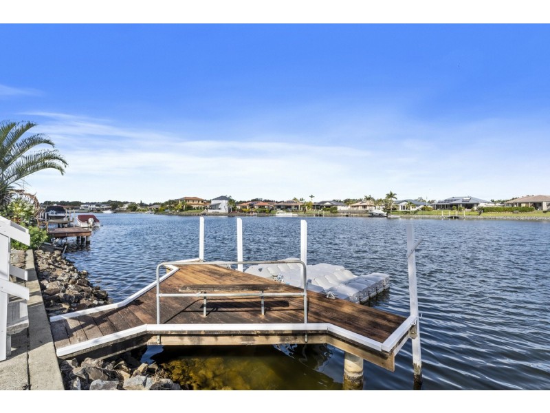 9 Glenwater Crescent, Helensvale QLD 4212