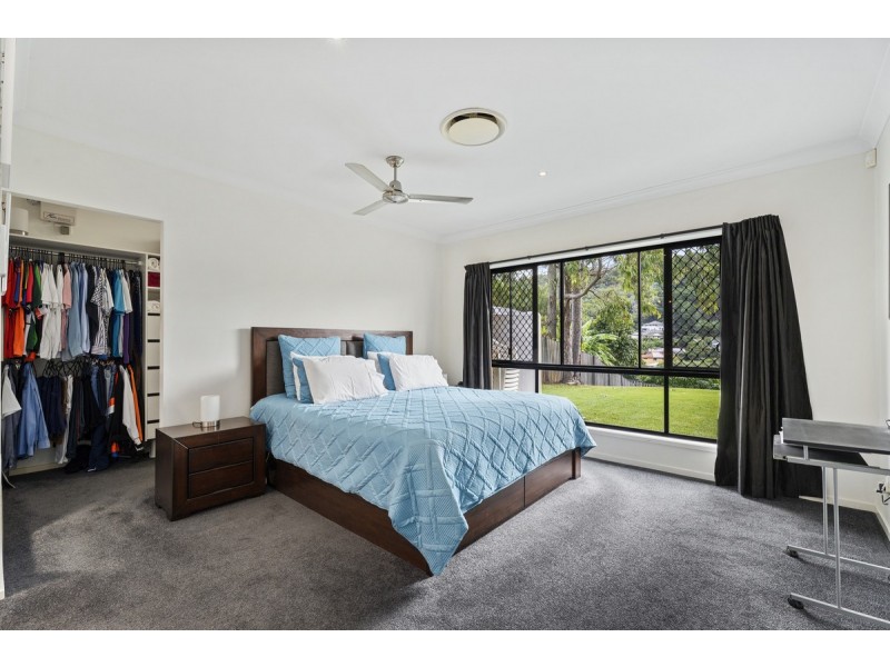 18 Maloney Crescent, Maudsland QLD 4210