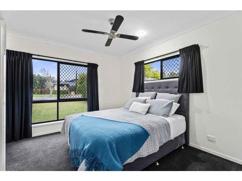 18 Maloney Crescent, Maudsland QLD 4210