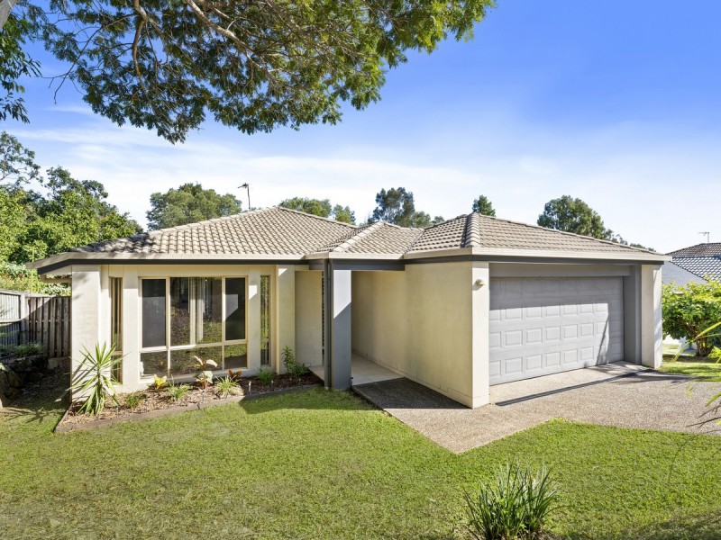 2 Alford Lane, Pacific Pines QLD 4211