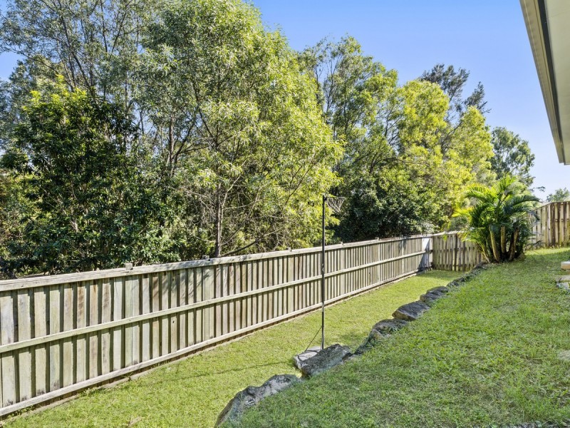 2 Alford Lane, Pacific Pines QLD 4211