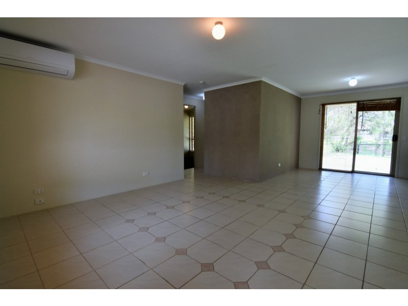 2/9 Academy Street, Oxenford QLD 4210