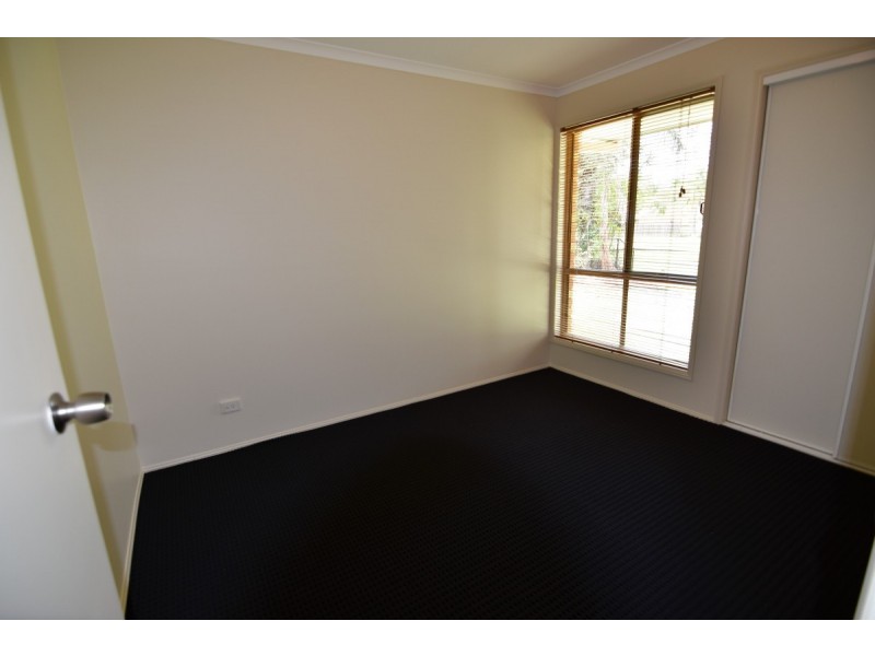 2/9 Academy Street, Oxenford QLD 4210