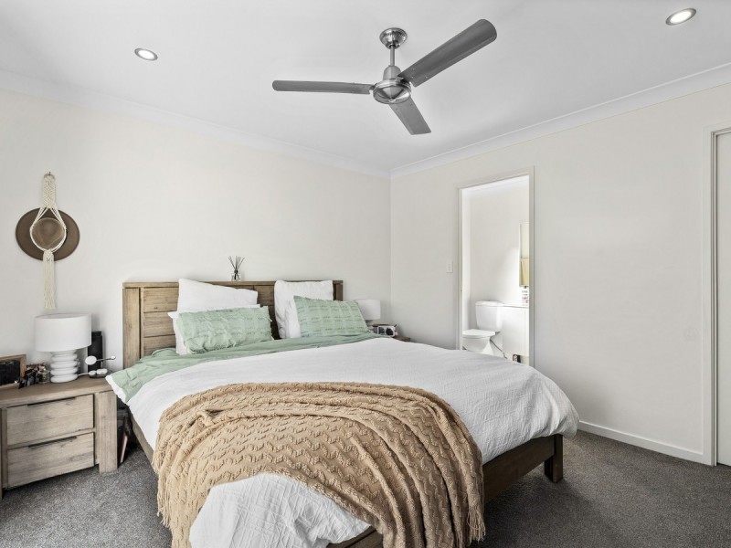 67 Macintyre Parade, Pacific Pines QLD 4211