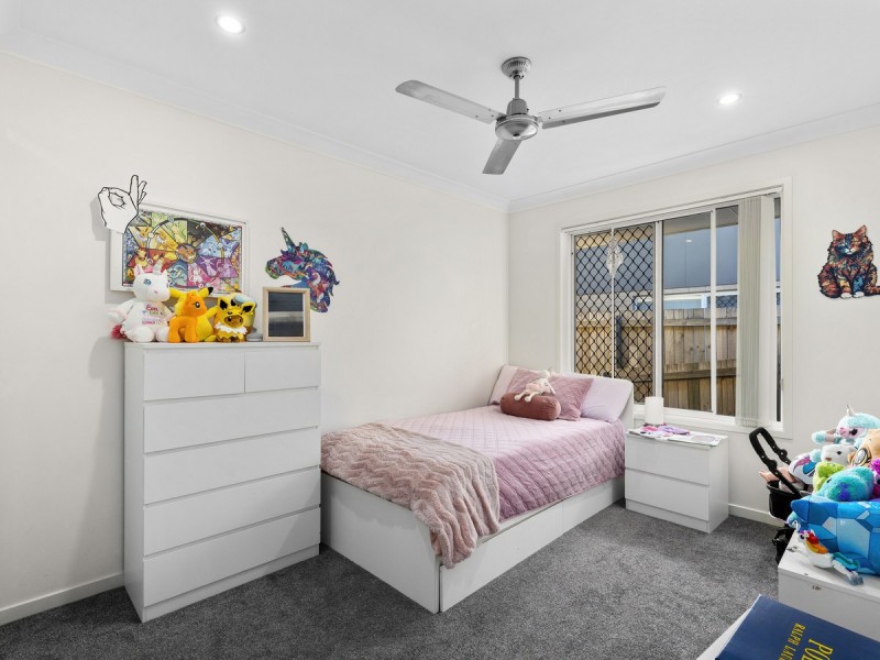 67 Macintyre Parade, Pacific Pines QLD 4211